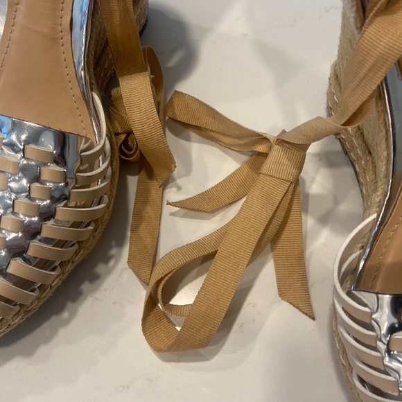 Catherine Malandrino | Miyoko Wedge Sandal | Size: 9 | Color: Silver Tan - Picture 11 of 17